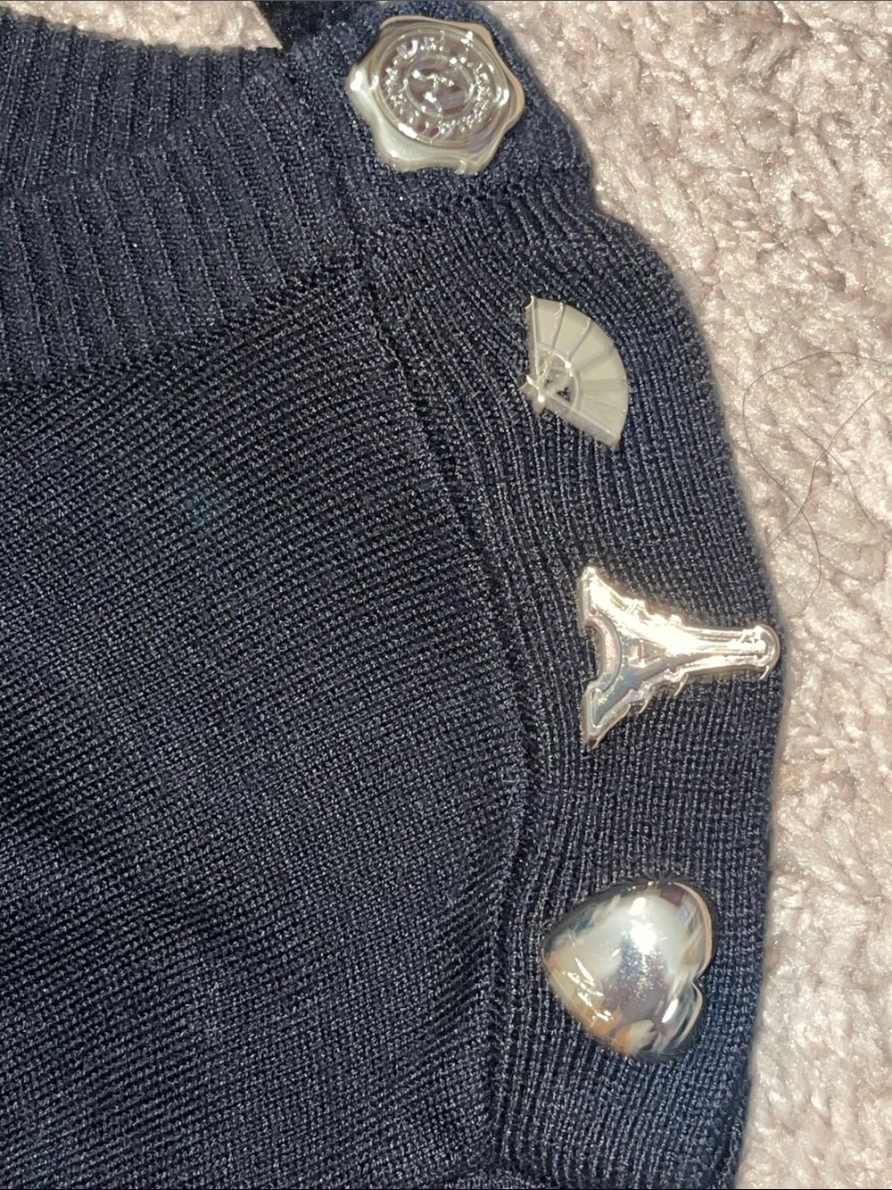 KARL LAGERFELD B/W Striped Sweater Sz. L - Picture 7 of 16